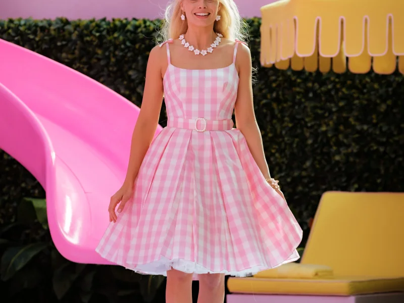 Кадр 1 из Барби  (2023)